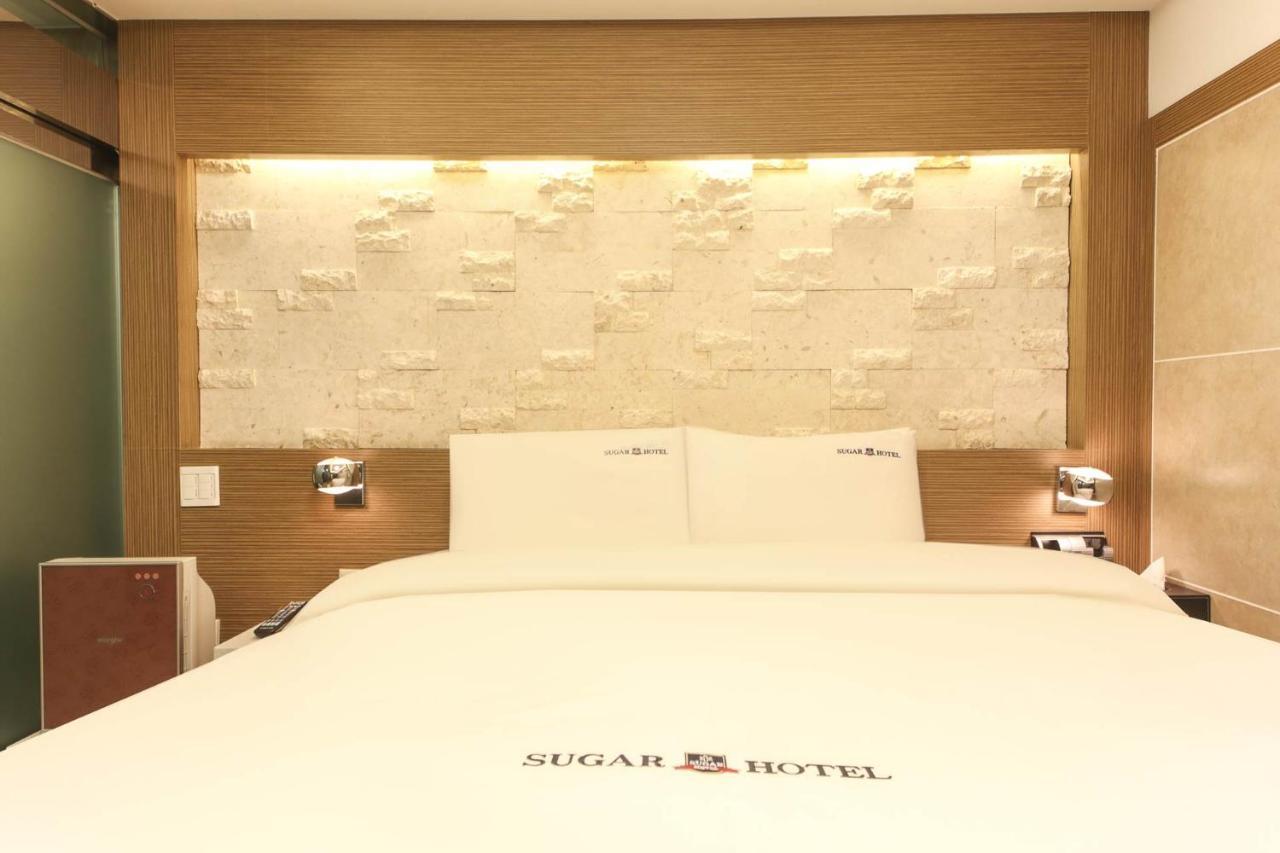 Sugar Hotel Кёнджу Экстерьер фото