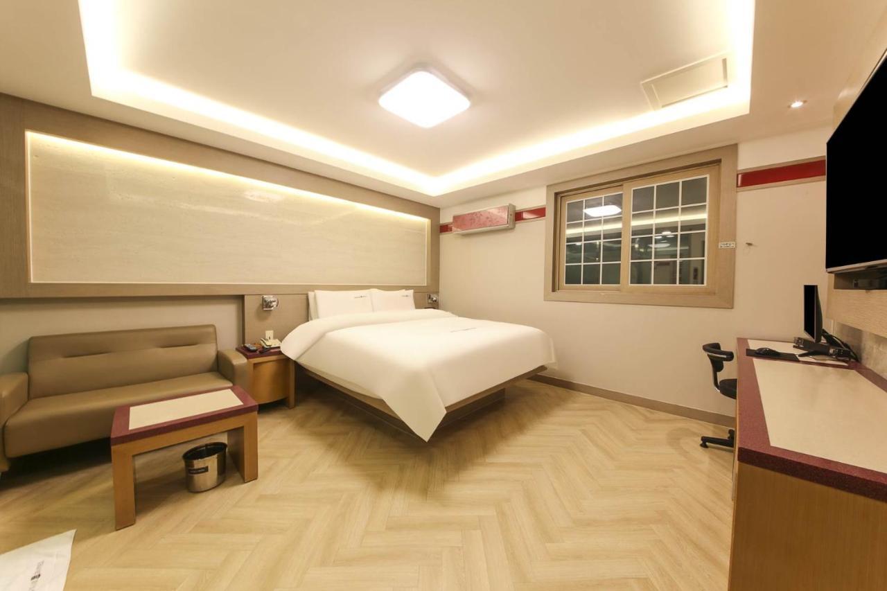Sugar Hotel Кёнджу Экстерьер фото